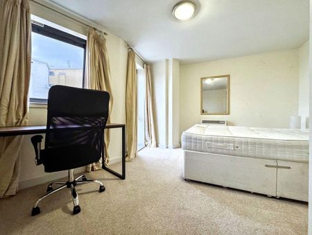 2 bed apartment to rent in NE8 - Photo 5