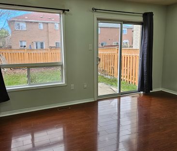 For Lease - 20 Whiteface Crescent, Brampton, Ontario - Photo 3