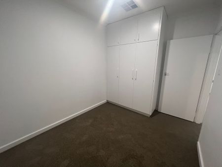 Position Perfect - 6 Month Lease - Photo 5