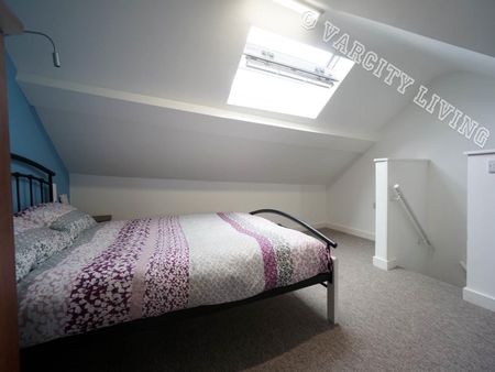 27 Albert Street - Photo 2