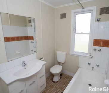 QUIET AND CONVENIENT - Photo 2
