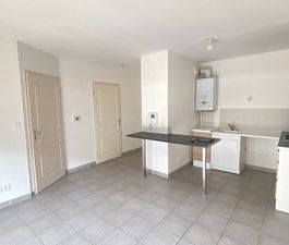 Location Appartement 2 pièces 38m² BRIGNOLES 83170 - Photo 1