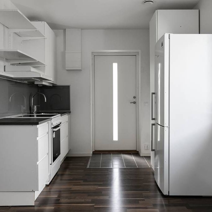 Väpnaregatan, Örebro - Photo 1