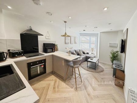Studio to rent - Photo 2