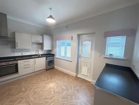 2 bedroom terraced house to rent - Photo 5