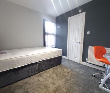 Broadwood Street, Liverpool. - Photo 2