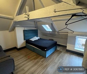 3 bedroom flat to rent - Photo 2