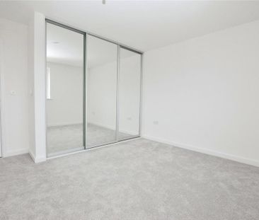 3 bedroom detached house to rent - Photo 2