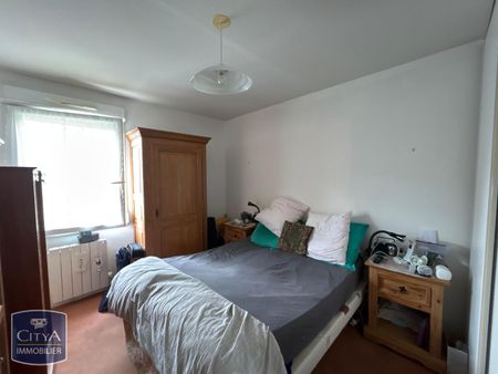 Location Appartement 3 pièces 71m² ABBEVILLE 80100 - Photo 2