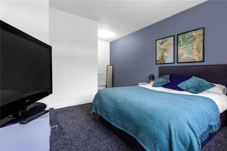 6 bedroom semi-detached house to rent - Photo 5