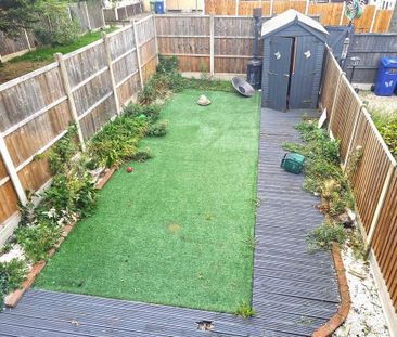 3 bedroom end of terrace house to rent - Photo 6