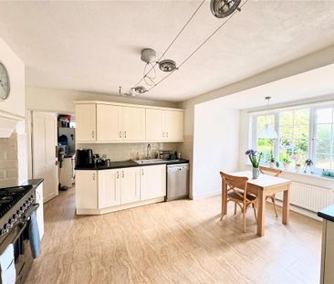 3 bedroom semi-detached house to rent - Photo 3