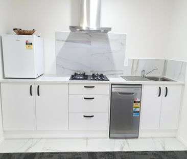 Furnished Studio Apartment - Utilities included - Photo 1