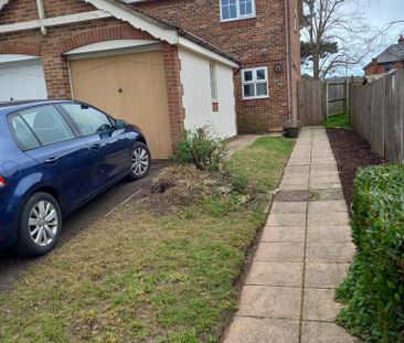 2 bedroom end of terrace house to rent - Photo 6