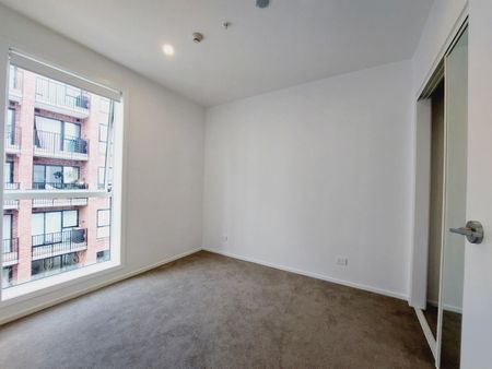 Great location! - Photo 2