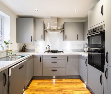 4-Bed Detached House to Let on Swanage Close, Preston - Photo 4