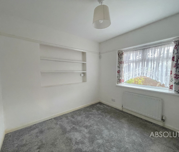 2 bed detached bungalow to rent in Barton Avenue, Paignton, TQ3 - Photo 3