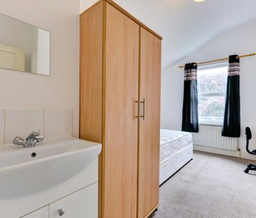 6 bedroom house to rent - Photo 3