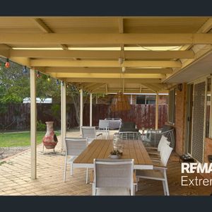 GREAT LOCATION, FAMILY 4X2 HOME WITH POOL!!! - Photo 3