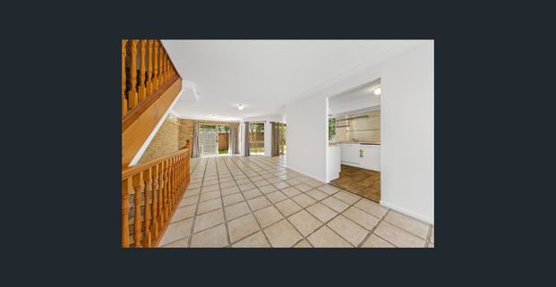Spacious Townhouse in a Prime Kelvin Grove Location - Photo 1