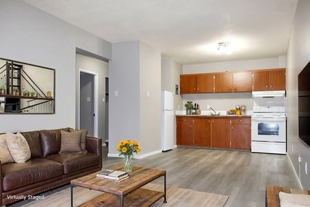Sophie Place Apartments - Photo 5