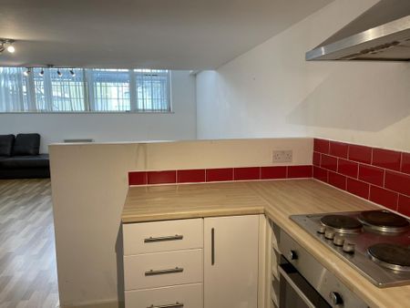 1 bedroom maisonette to rent - Photo 4