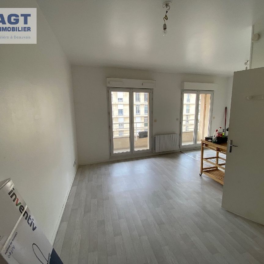 Location Appartement 1 pièce 31m² BEAUVAIS 60000 - Photo 1