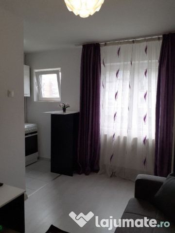 Piata sudului confort 2 etaj 7 - Fotografie 3