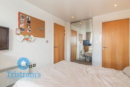 2 bed Apartment for Rent - Photo 3