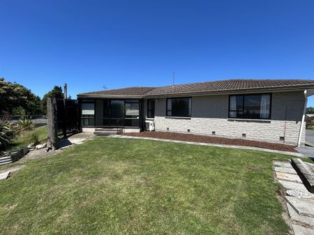 Be the Next on Newnham! - Photo 4