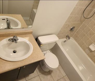 For Lease - 5050 Intrepid Drive Unit# 74, Mississauga, Ontario - Photo 6