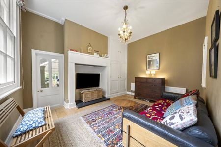 5 bedroom semi-detached house to rent - Photo 4