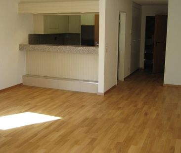 2.5 Zimmer, 78 m², 3. Stock - Photo 2