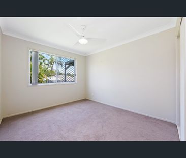 14 Jasmine Street, Wakerley, Qld 4154 - Photo 2