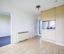 Broomley Court, Fawdon NE3 2BU - Photo 3