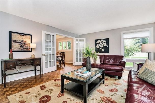 For Lease - 2036 KINGS GROVE Crescent, Beacon Hill North - South and Area, Ontario - Photo 1