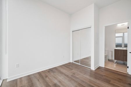 For Lease - 1 Quarrington Lane Unit# 2117, Toronto, Ontario - Photo 3