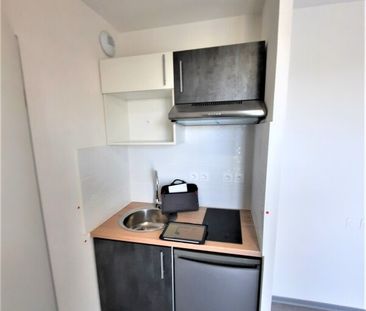 Location Appartement 1 pièce 18m² NIMES 30000 - Photo 5