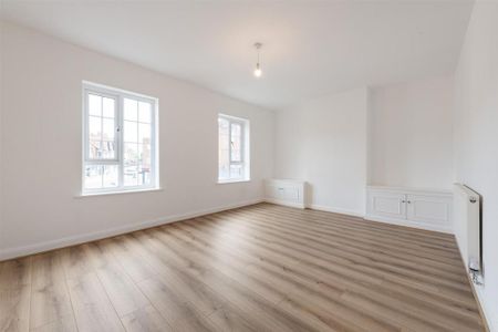 3 bedroom apartment to rent - Photo 3