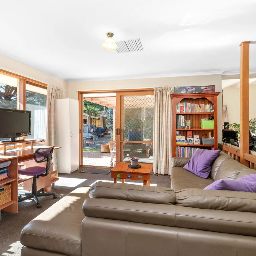 Family Home in Quite Court Location - Photo 1