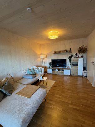 Startwohnungen für Jungfamilien - 3-Zimmer-Wohnung im 2. Obergeschoss mit Balkon - Photo 1