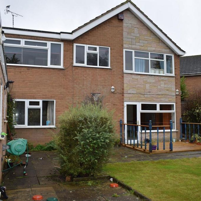4 bedroom detached house to rent - Photo 1