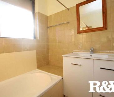 Perfectly Located Two Bedroom Unit - Photo 5