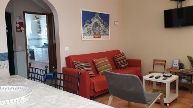 Moradia na Praia da Lota, Manta Rota, disponível para arrendamento temporário. - Photo 1