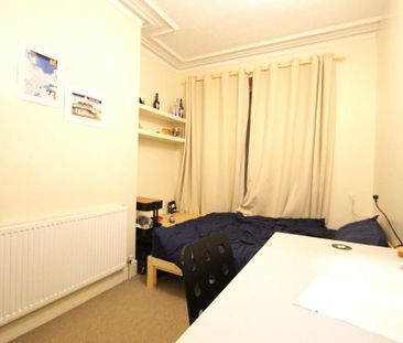 5 bedroom terraced house to rent - Photo 3