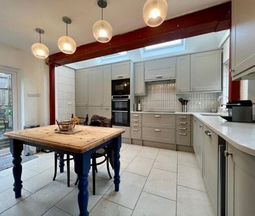 3 bedroom House To Let - Photo 6