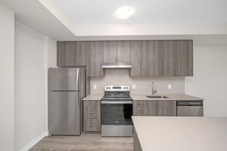 For Lease - 121 Highway 8 N/A Unit# 212, Hamilton, Ontario - Photo 4