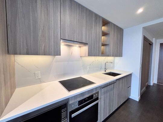 For Lease - 27 Mcmahon Drive Unit# 1011, Toronto, Ontario - Photo 1