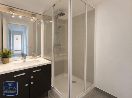 Location Appartement 3 pièces 62m² DEVILLE LES ROUEN 76250 - Photo 5