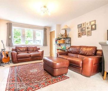 Lower Edge Road, Brighouse, HD6 - Photo 1